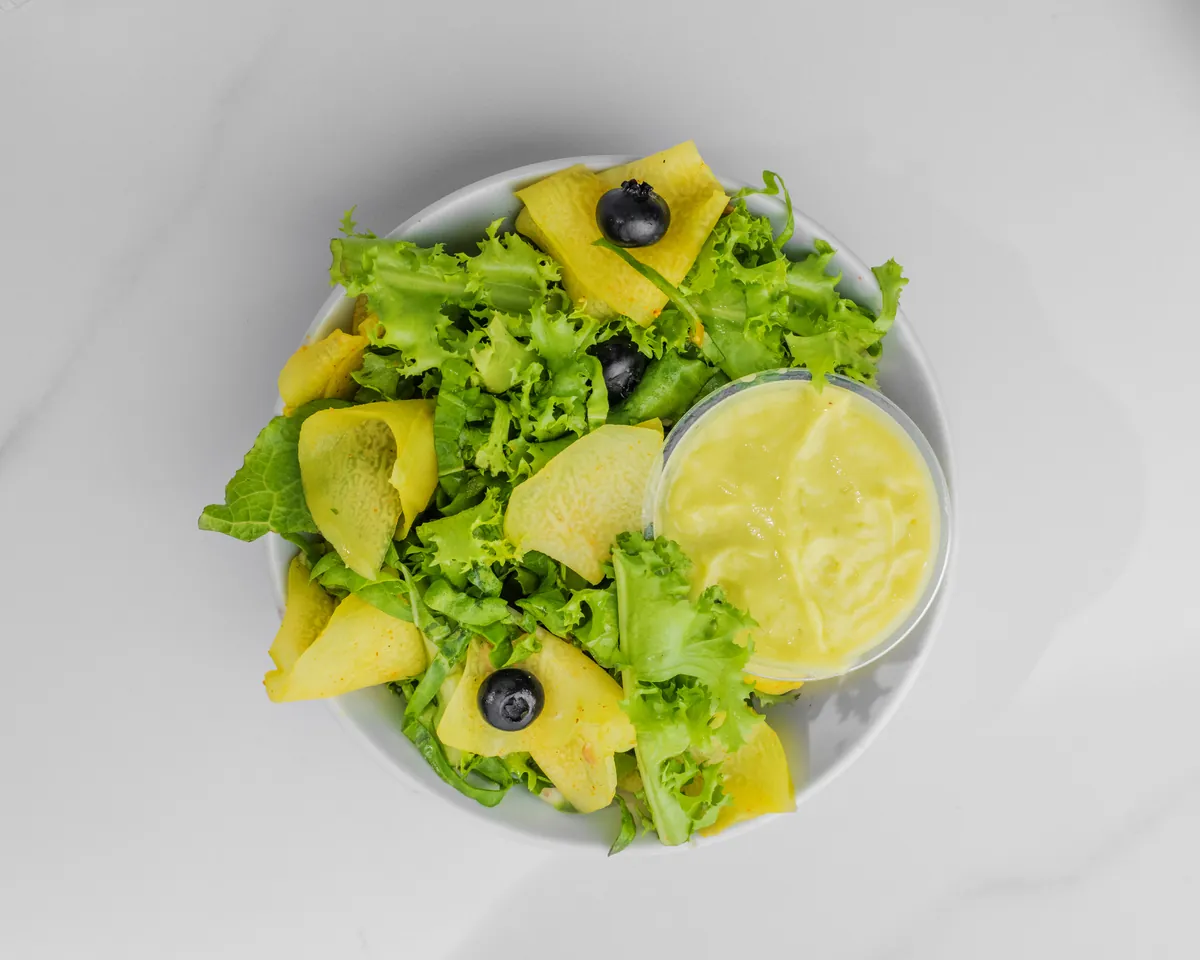 Ensalada de Chayote y Cúrcuma